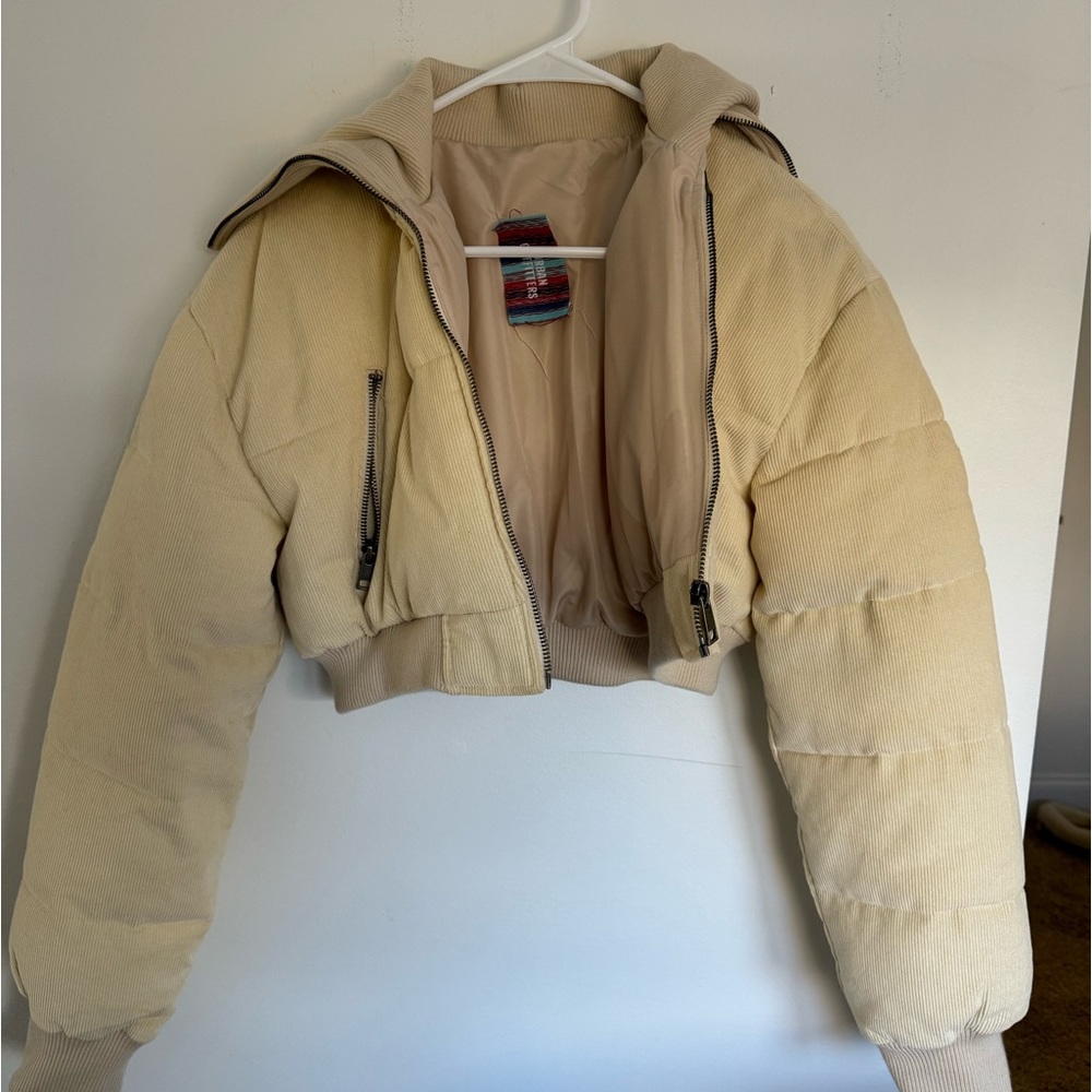 Urban Outfitter Velvet cropped Bomber jacket. Never worn!